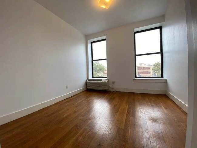 Photo - 848 Madison St Unidad 3