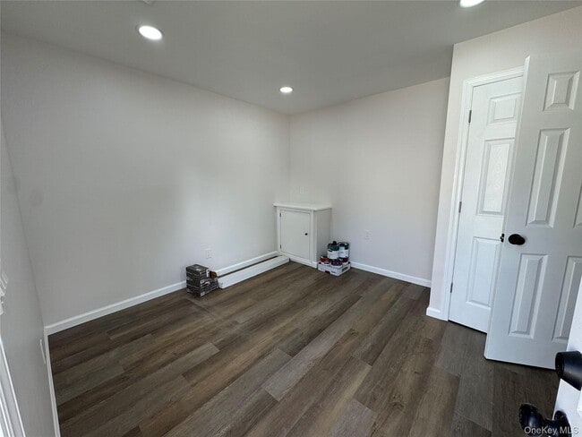 Building Photo - 20 Irving Pl Rental