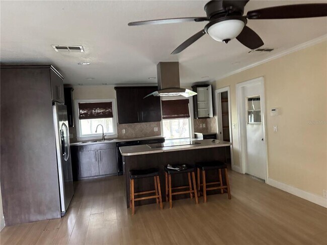 Photo - 1019 Mockingbird Cir