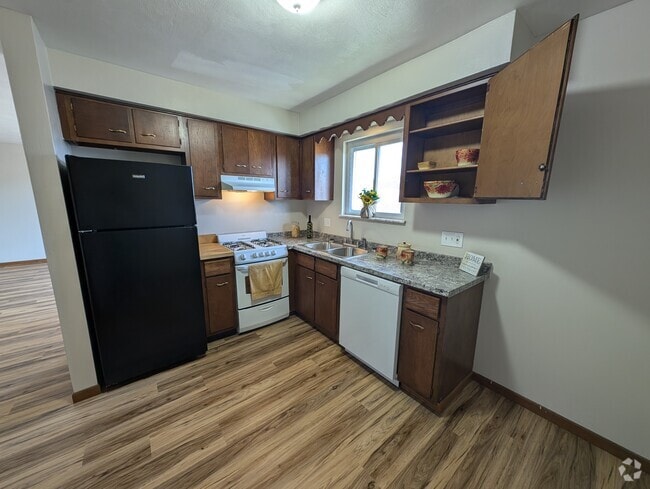 Building Photo - Squire Colony Rental