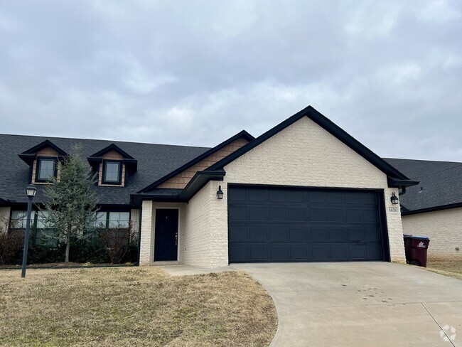 Building Photo - Haven at Chaffee Crossing Rental