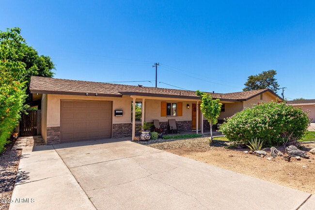 Photo - 6839 E Earll Dr