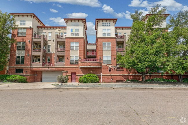 Building Photo - 1767 N Pearl St Unit 308 Rental