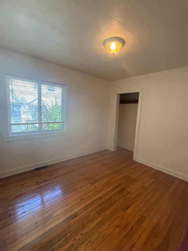 Building Photo - 621 E Bellows St Rental