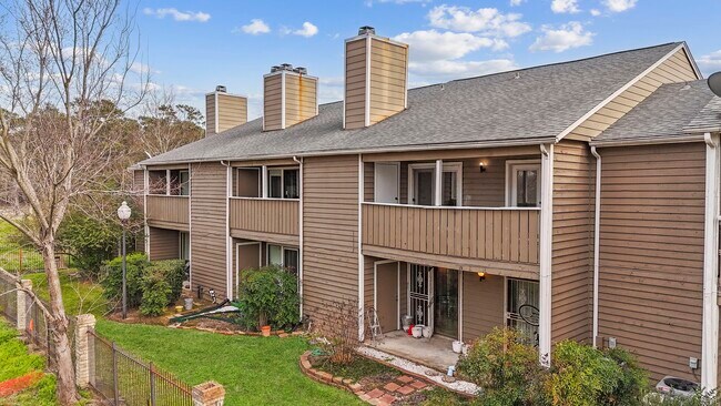 Photo - 4444 Victory Dr Unit 1108