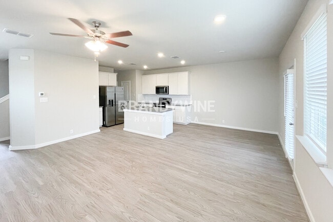 Photo - 10402 Ida Gdn Wy