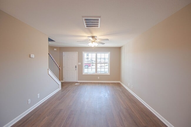 Photo - Like New Two Bedroom!