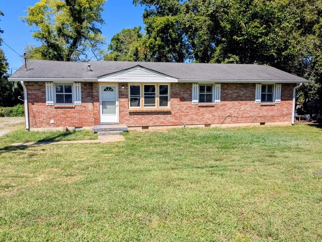 Building Photo - 1714 Southwind Dr Rental