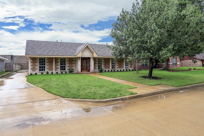 Photo - 4315 Woodvalley Dr