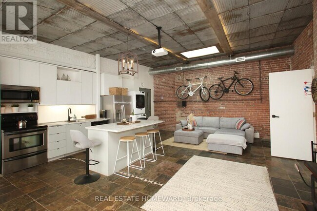 Photo - 147 Boston Ave