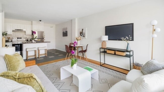 Photo - 7 Concord Ave Unit 704