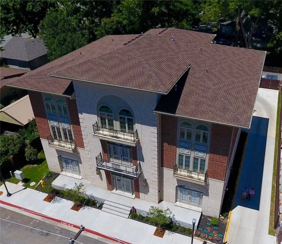 Photo - 212 SE A St Unit 11