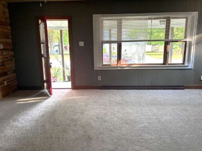 Photo - 516 W Wescott Ave