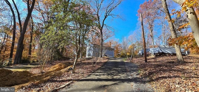 Photo - 7613 Locust Ln