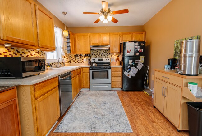 Photo - Cozy 3 bedroom home with spacious fenced backyard!