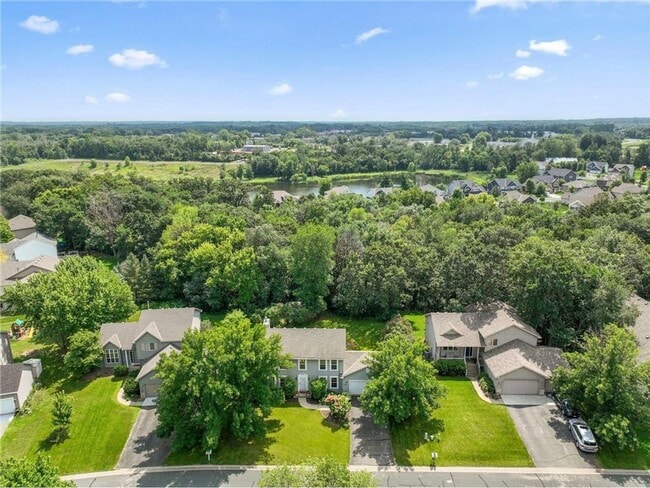 Photo - Spacious Like-New 2-Story with Office, Fireplace, Sunroom, Gourmet Kitchen & More!