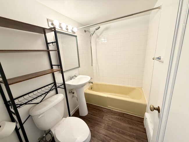 Photo - 6331 104th St Unit 6329