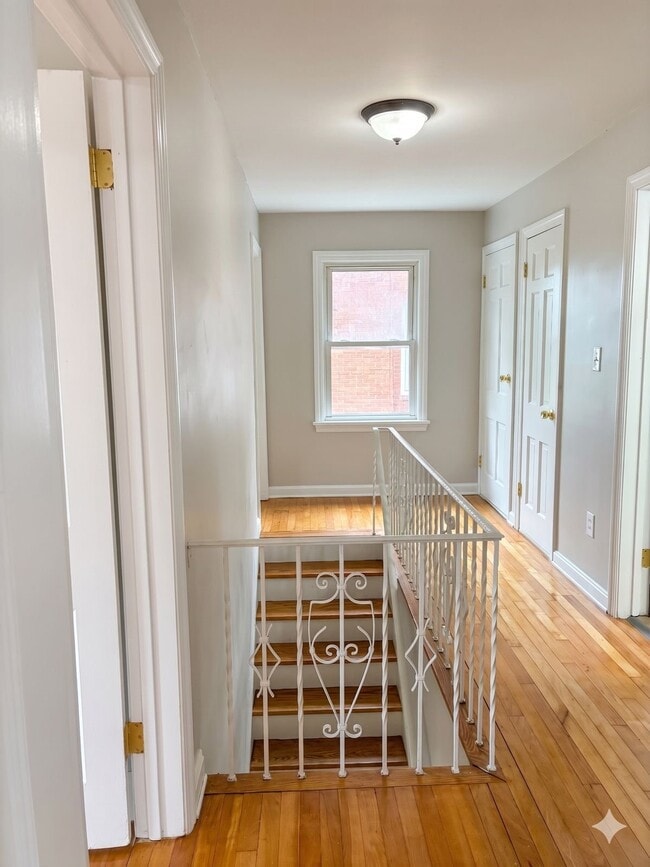 Photo - 3921 Bushnell Rd