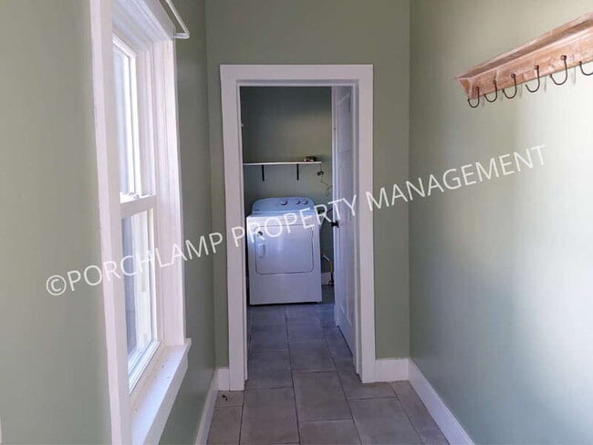 Photo - 606 Houston Ave