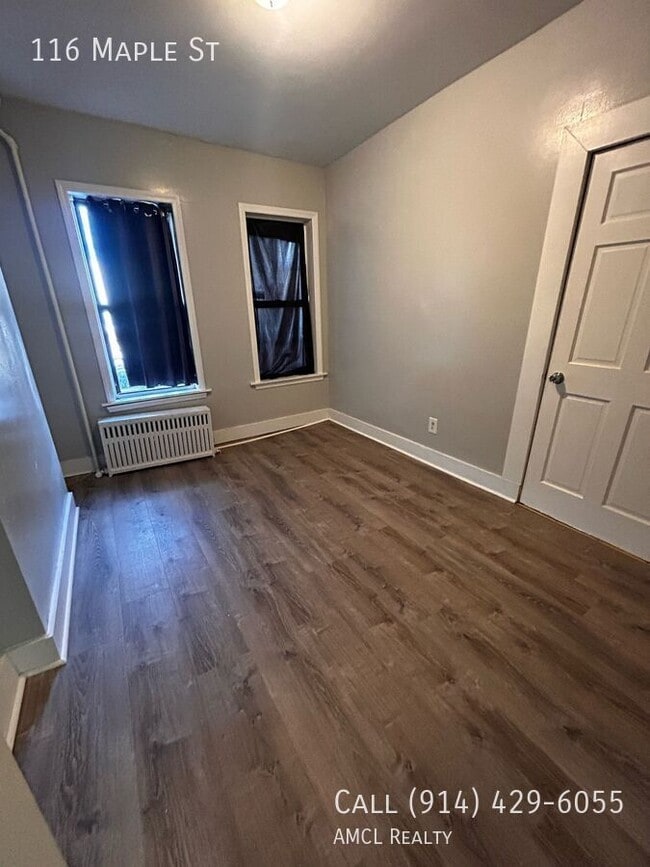 Photo - 116 Maple St