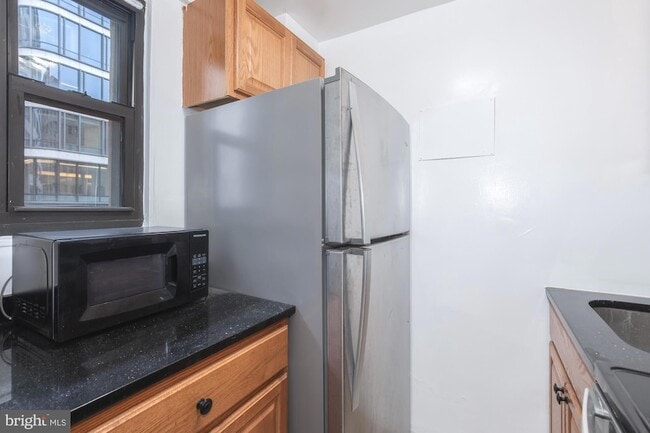 Photo - 2141 I St NW Unit 316