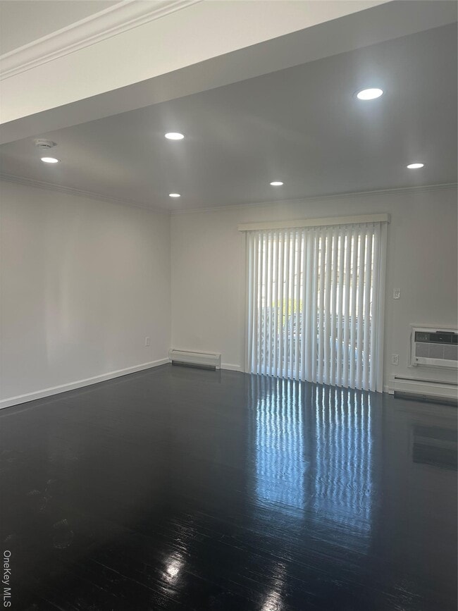 Photo - 8 Central Dr Unidad 4