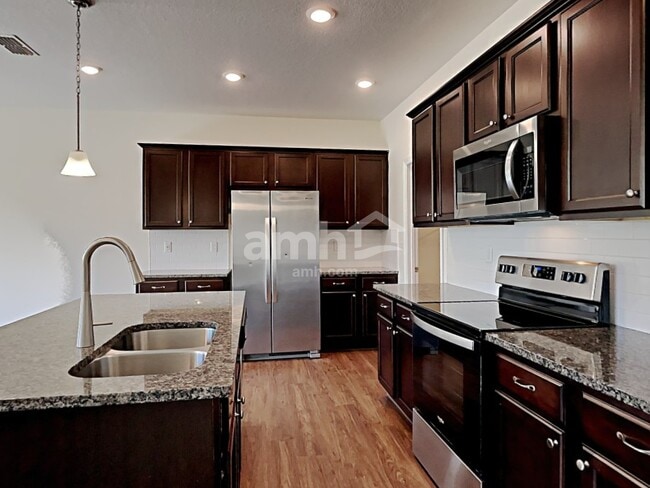 Photo - 8535 Highfield Ave