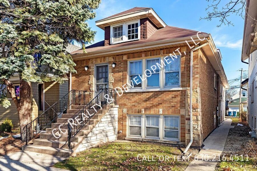 Photo - 842 Beloit Ave Condo Unit 1R