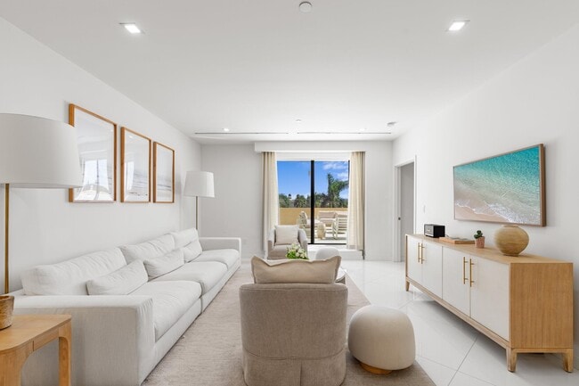 Photo - 150 Bradley Pl Unit 306