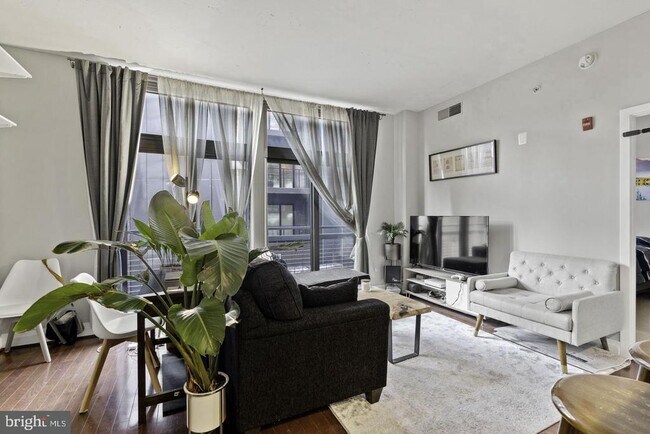 Photo - 2120 Vermont Ave NW Unit 222