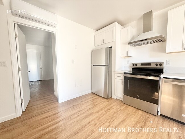 Photo - 14161 Friar St Unidad 2