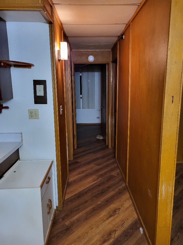 Photo - 105 E Oak St