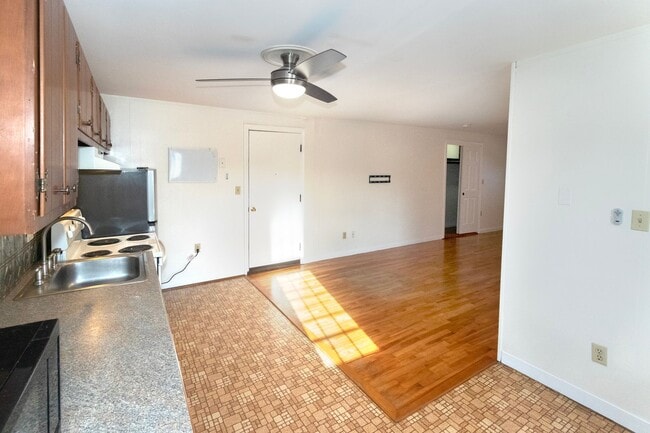 Photo - 174 Drew Rd Unit 3