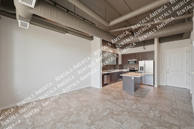 Photo - 1 E Lexington Ave Unit 905