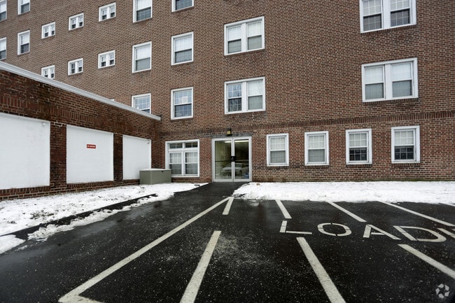 Rockland Street Apartments