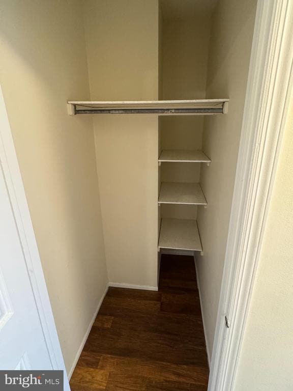 Photo - 204 Livingston Ct