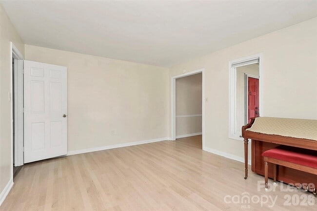 Photo - 6635 Olde Savannah Rd