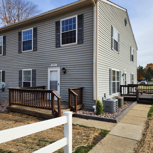 Photo - 1332 Hibbard Dr Unidad B