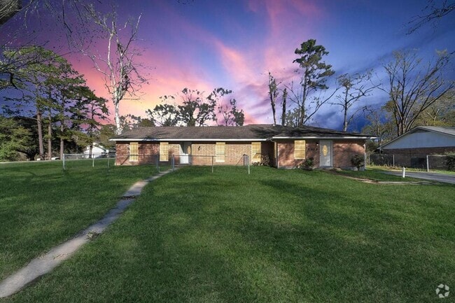 Building Photo - 5103 Karu Dr Unit C Rental