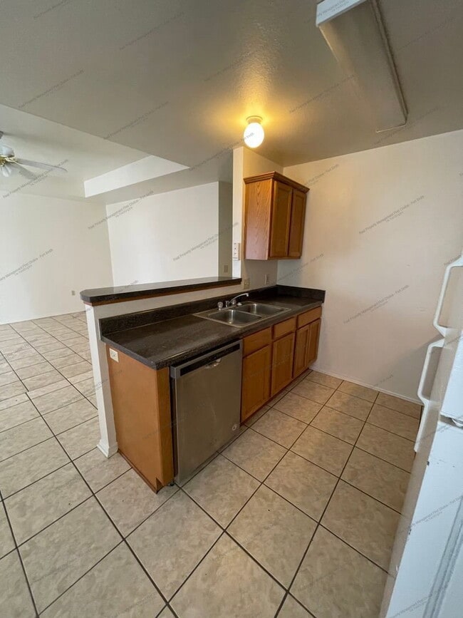 Photo - 1431 Brazil Ave