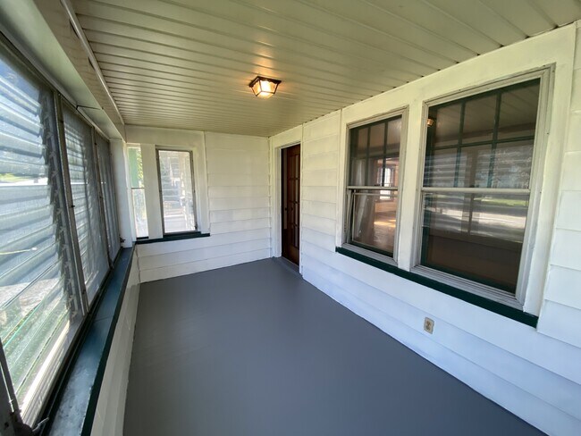 741-743 Genesee Park Blvd