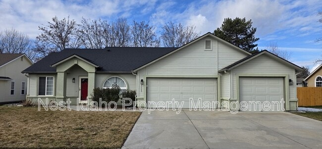 Building Photo - 1123 N Watson Way