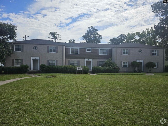 Building Photo - 4600 Fort Jackson Blvd Rental