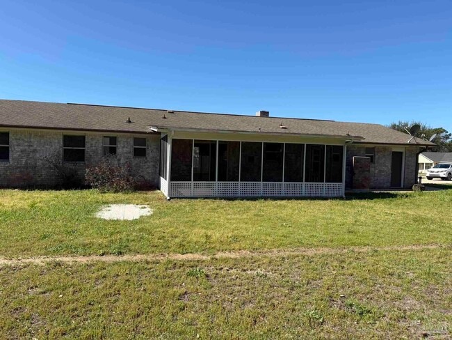 Photo - 1824 Iris Ln