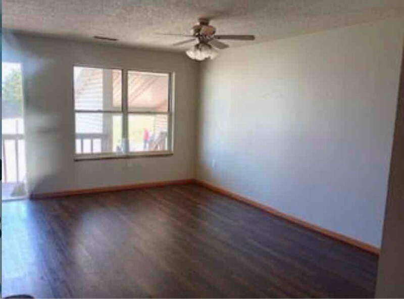 Photo - 200 State Hwy U