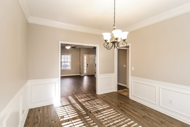 Photo - 2680 Freemont St