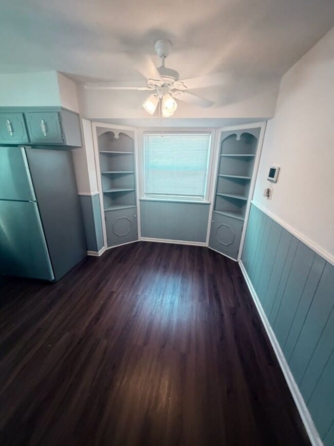 Photo - A Single family home with Garage in Garfield Heights