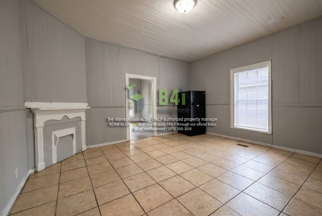 Photo - 114 McGee St