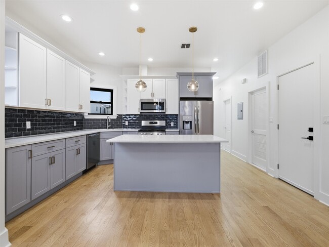 Photo - 32 Charles St Unit 201