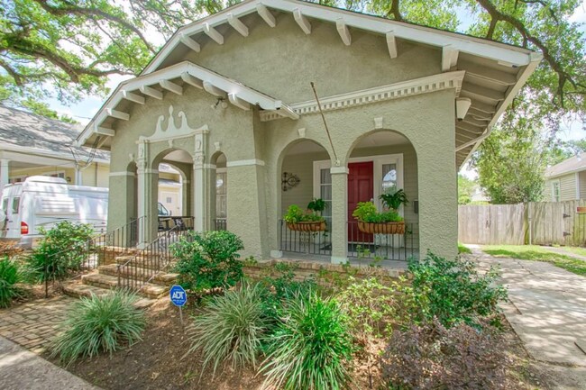 Photo - 2725 Palmer Ave